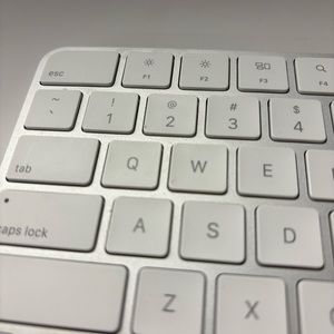 Wireless Silver Keyboard